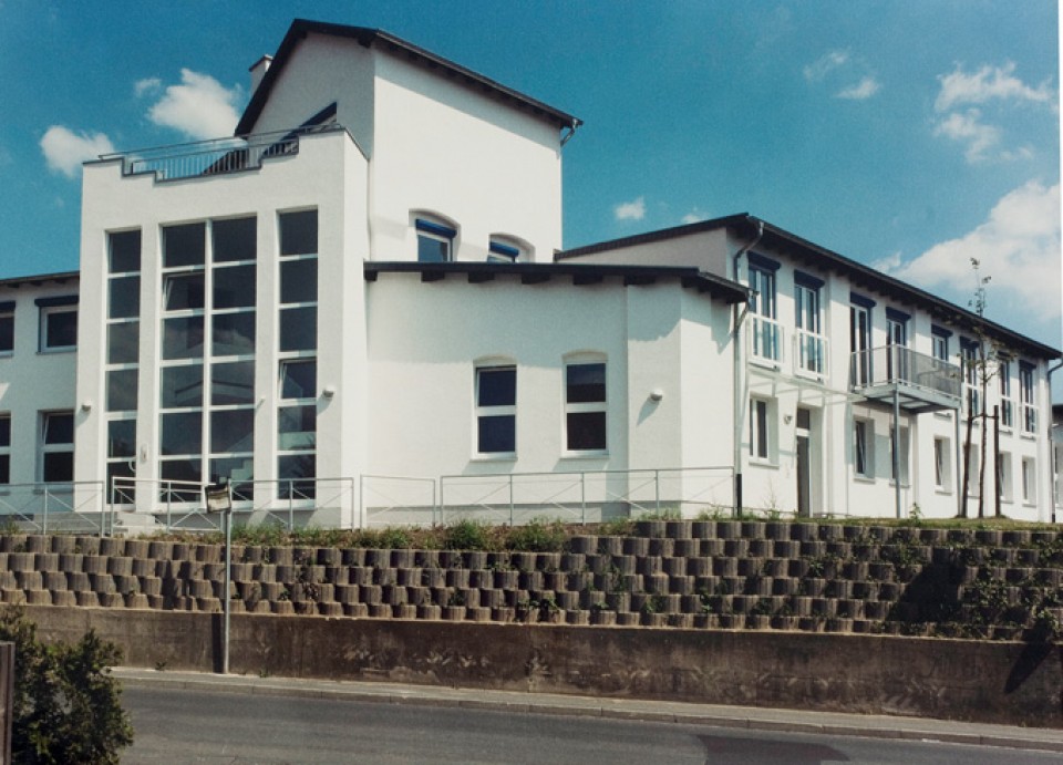 Fabrik- und Bürobauten